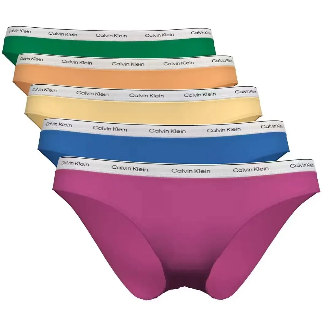 Unrivalled Comfort, Iconic Designer Style
